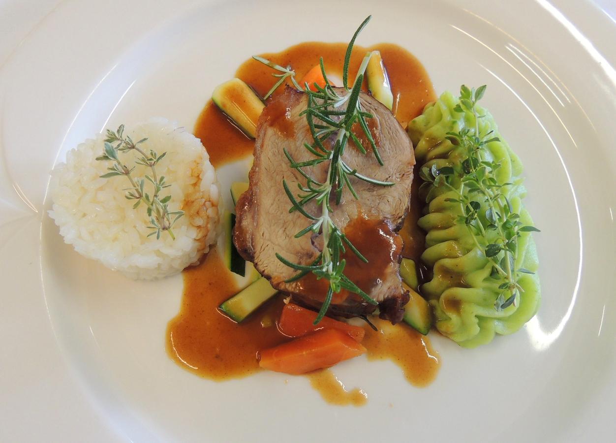 Gasthaus Zum Weissen Kreuz Lazfons Ngoại thất bức ảnh