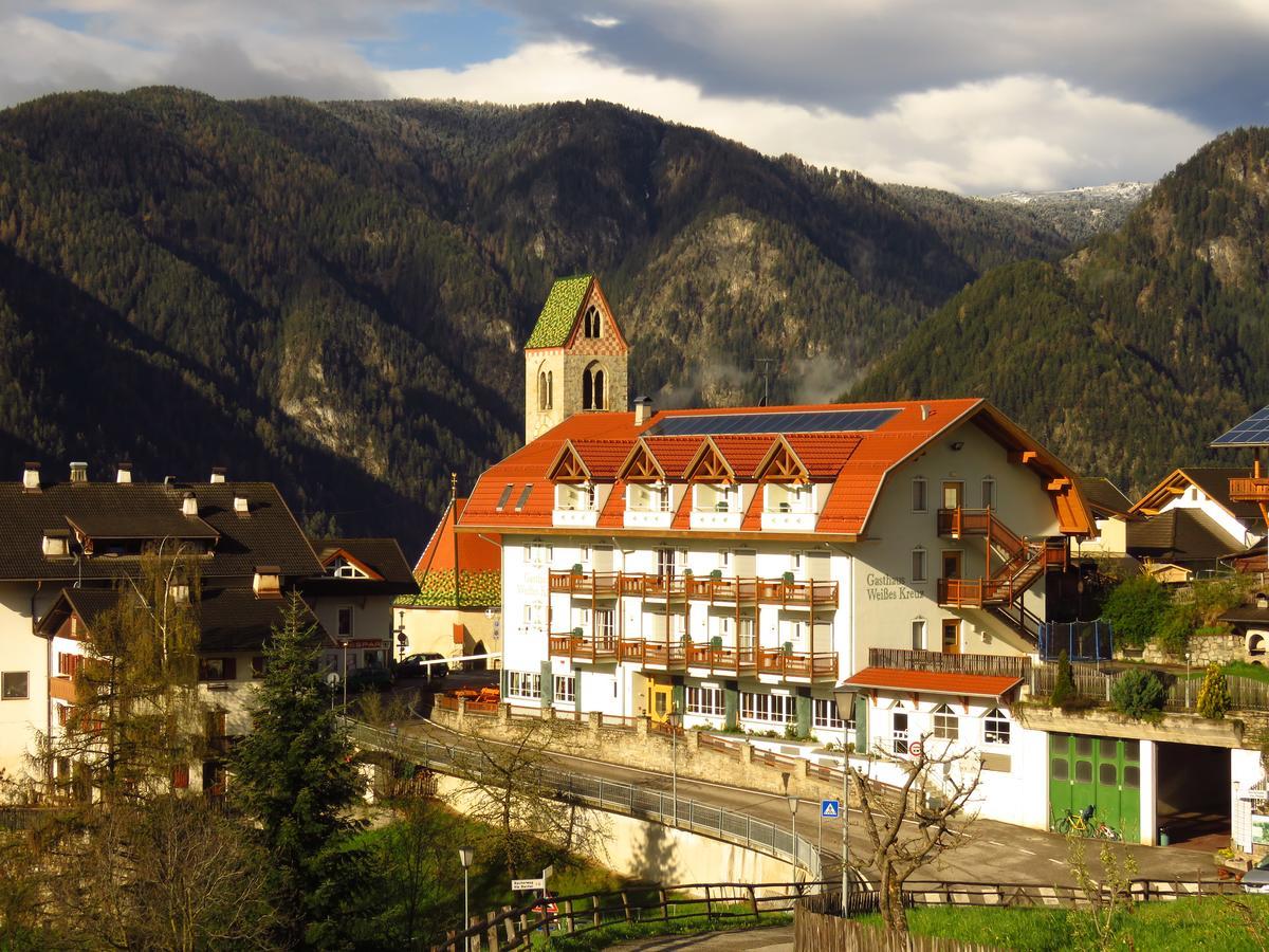 Gasthaus Zum Weissen Kreuz Lazfons Ngoại thất bức ảnh